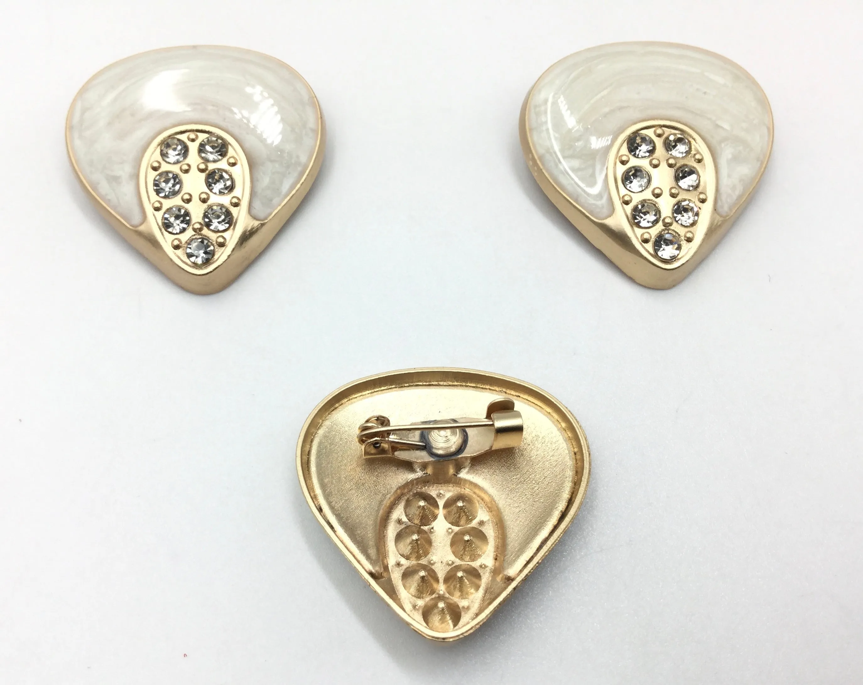 Sand Golden & White with Stone Cufflinks