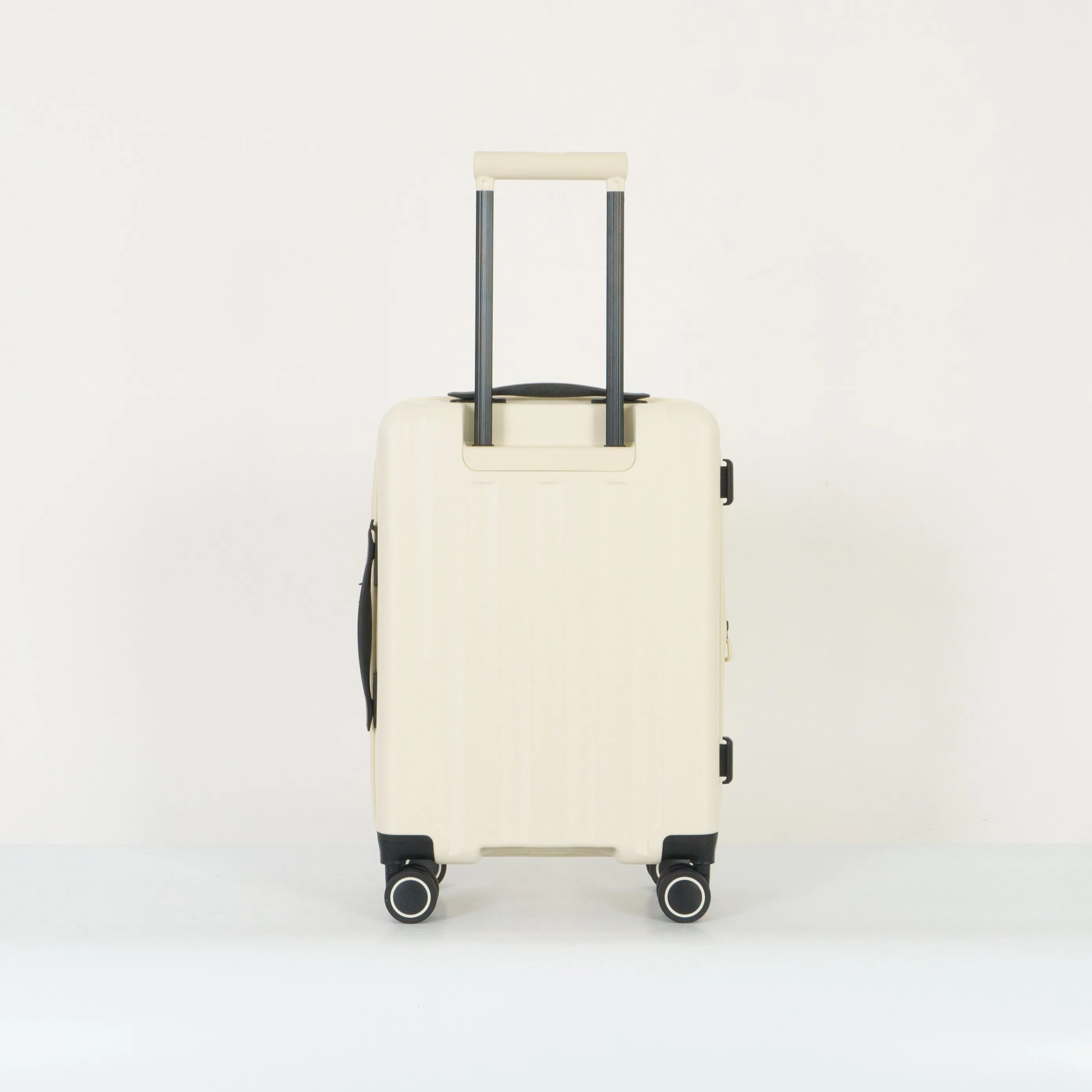 Verage® Greenwich II 20" Carry-on Hardside Expandable Spinner Luggage